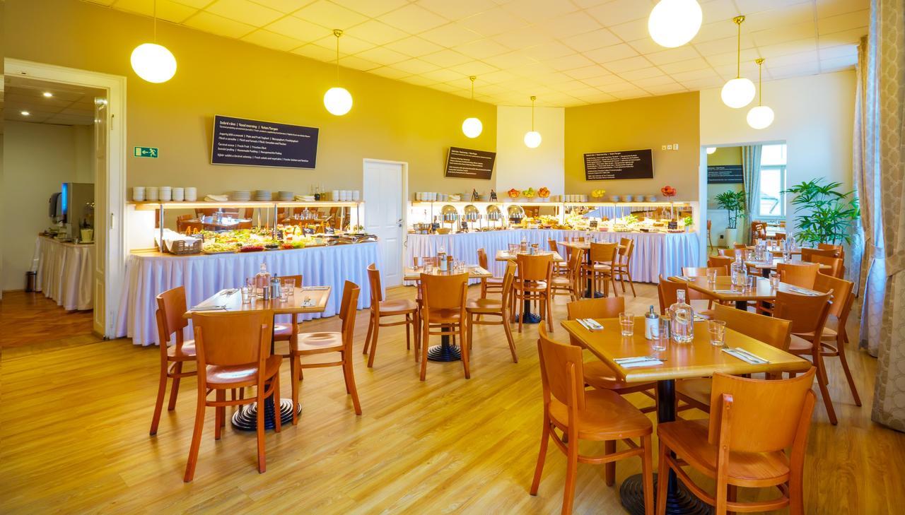Travellers Hostel Praha Экстерьер фото